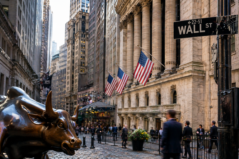 Wall Street futures under pressure: 5 things to know before the market opens