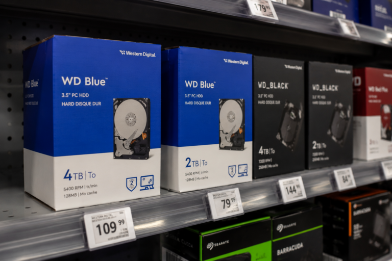 Western Digital stock faces a bearish breakout risk: Here’s why